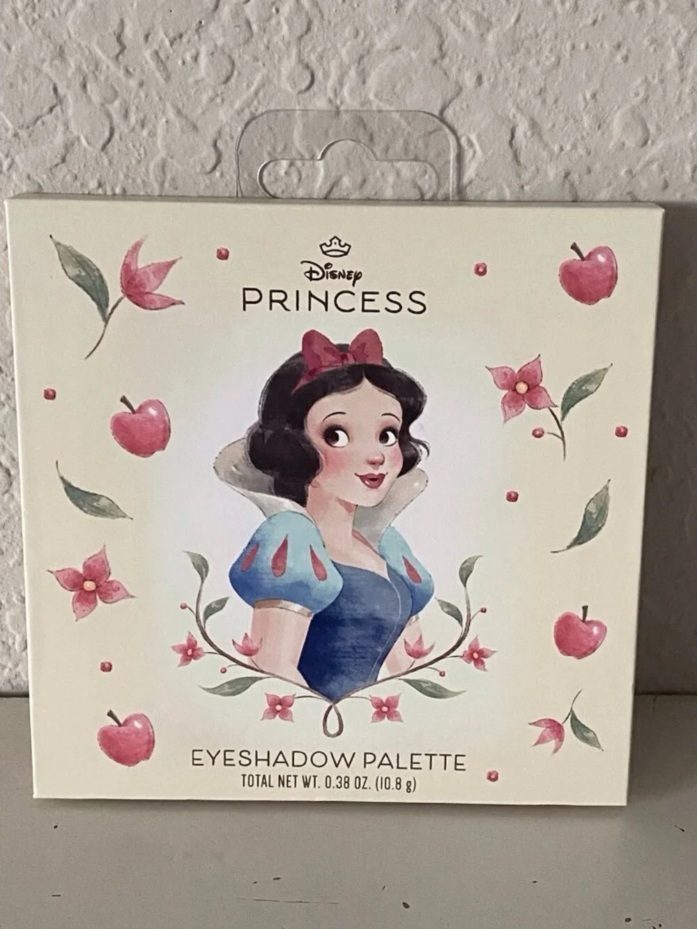Taste Beauty Disney Snow White Eyeshadow Palette 9 Shades With Mirror NEW